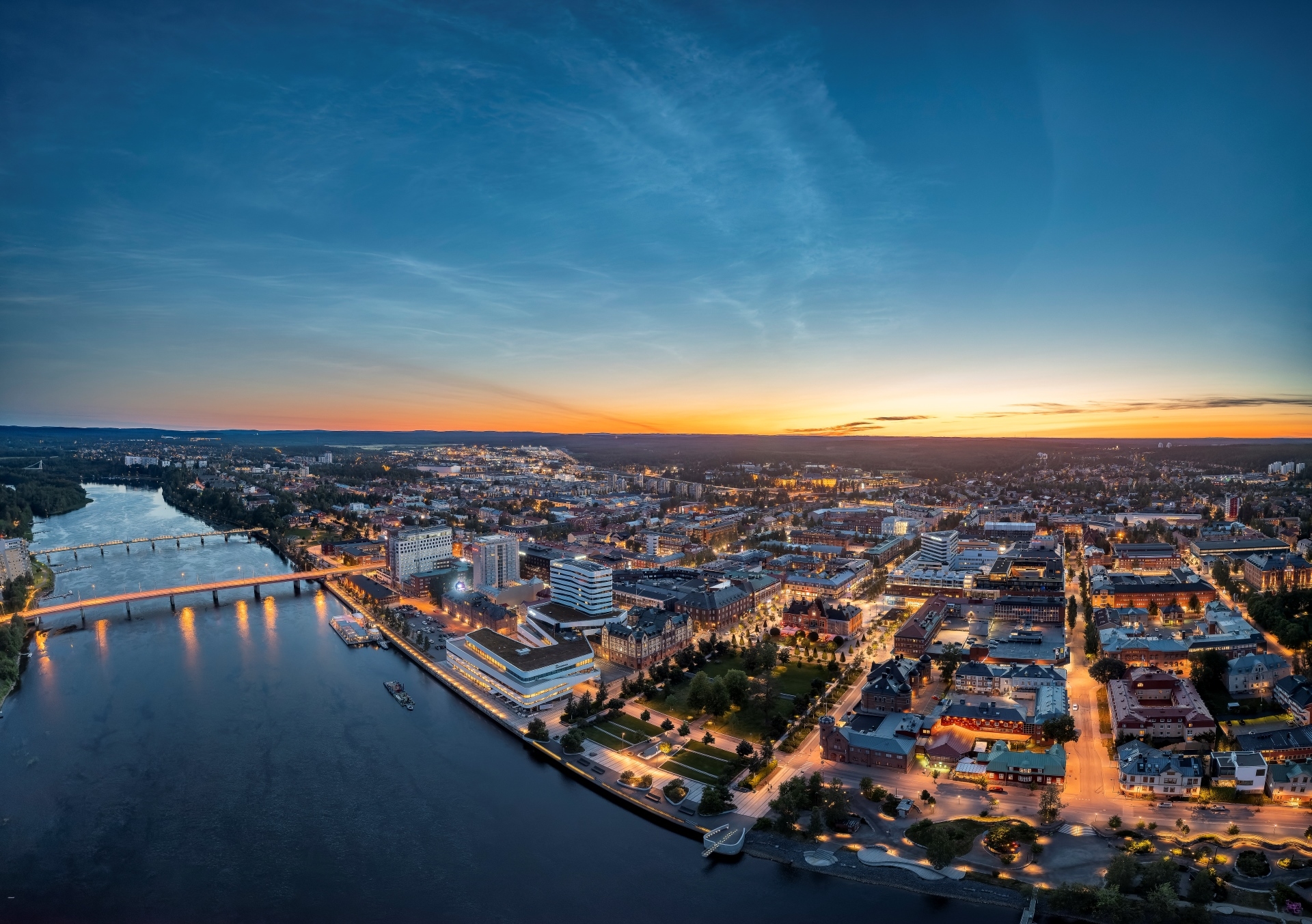 Natthimmel över Umeå stad