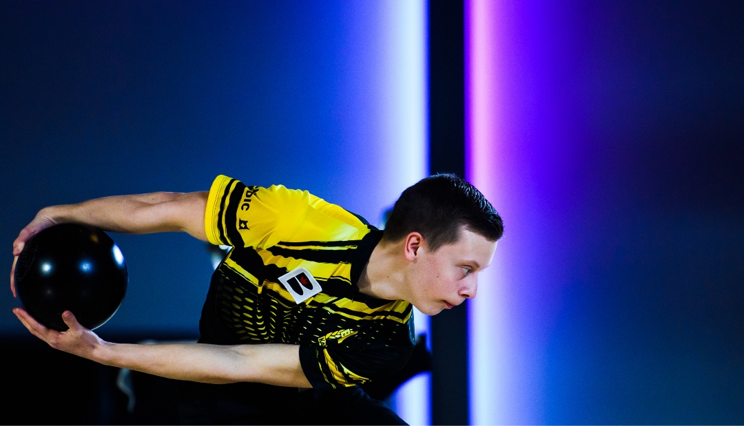 Bowlar, neonbelysning i bakgrunden