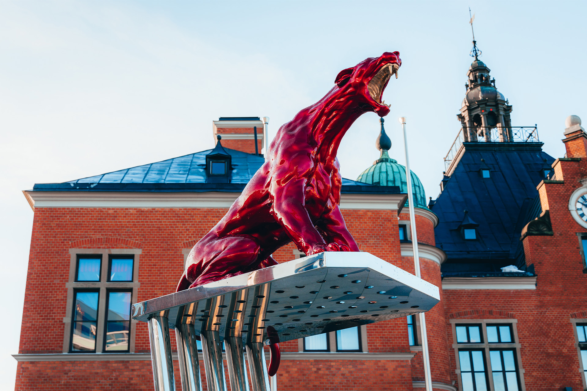 Konstverket Listen på Rådhustorget i Umeå