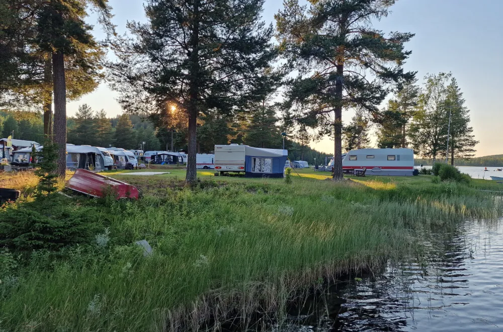 Midsummer celebration with dance to Norrlandz and fishing premiere.