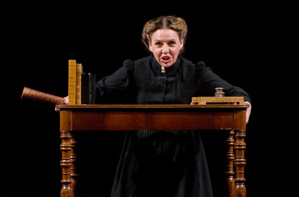 Lunch- & dinnertheatre: Nanny