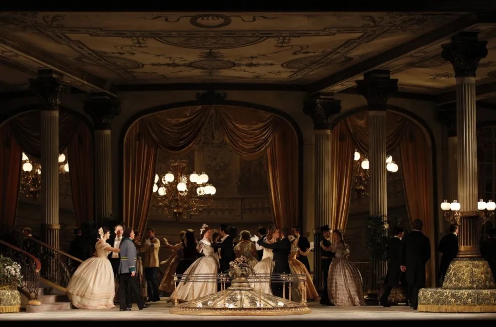 Opera at the cinema: Arabella
