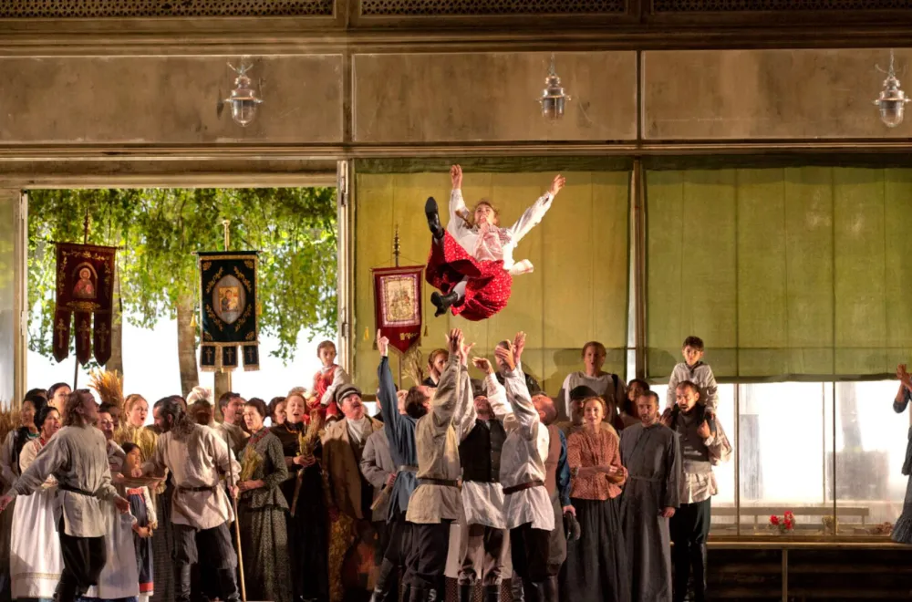 Opera (live) at the cinema: Eugene Onegin