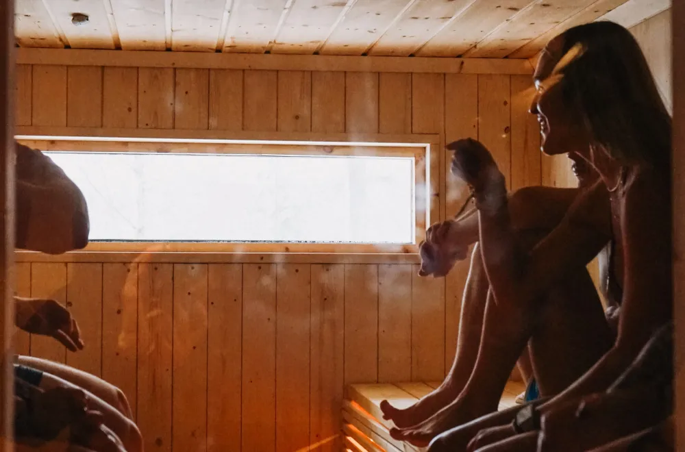 Sauna, Dip & Drawing