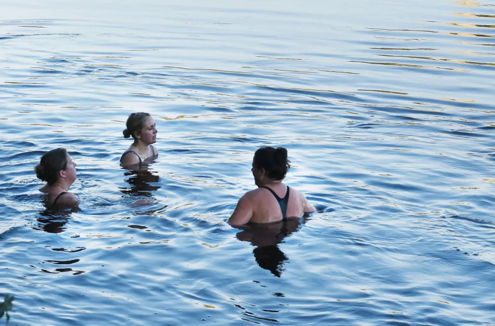 Morningplunge with Umeå Kallbad