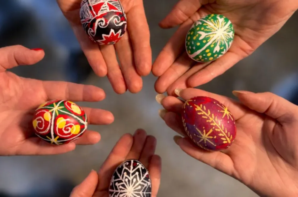 Paint Easter Eggs in the Ukrainian Tradition