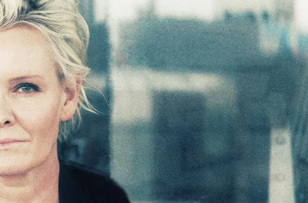 Eva Dahlgren - Revalution Club