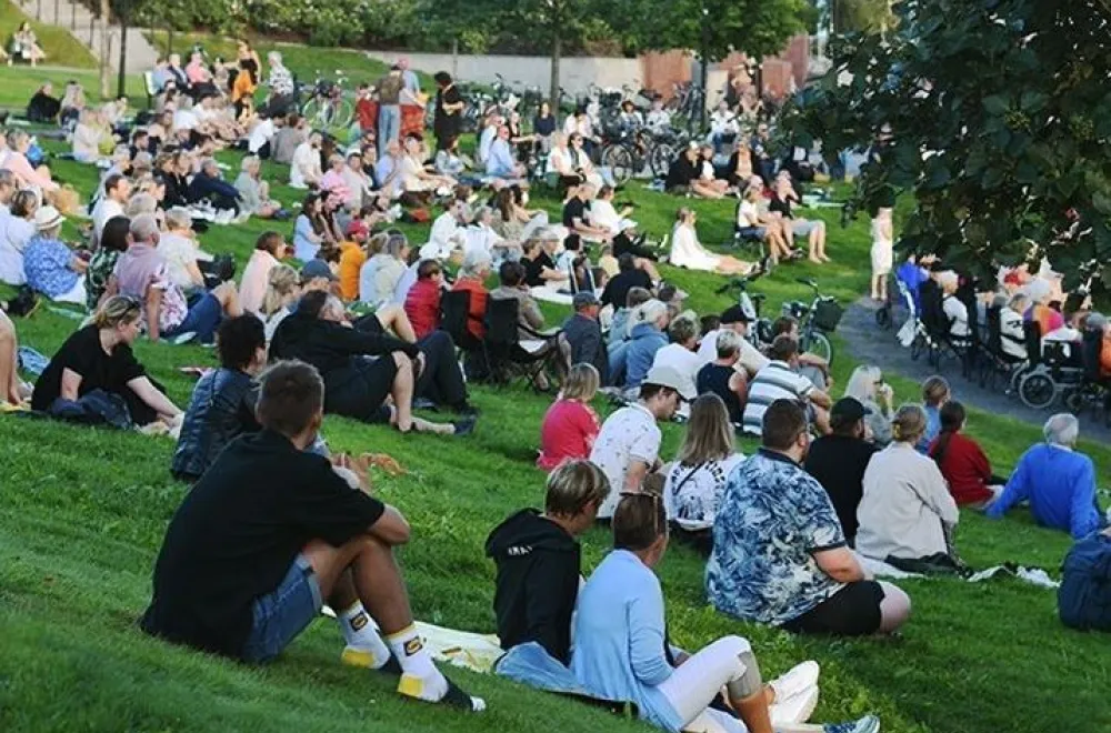 Folk Picnic in Broparken