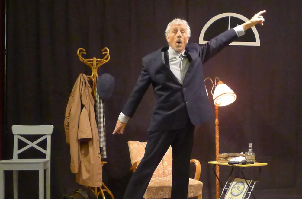 Lunch and Dinner Theatre: En löjlig människas dröm