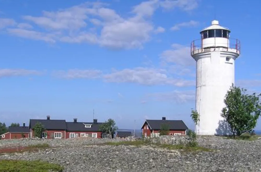 Stora Fjäderägg, STF Hostel