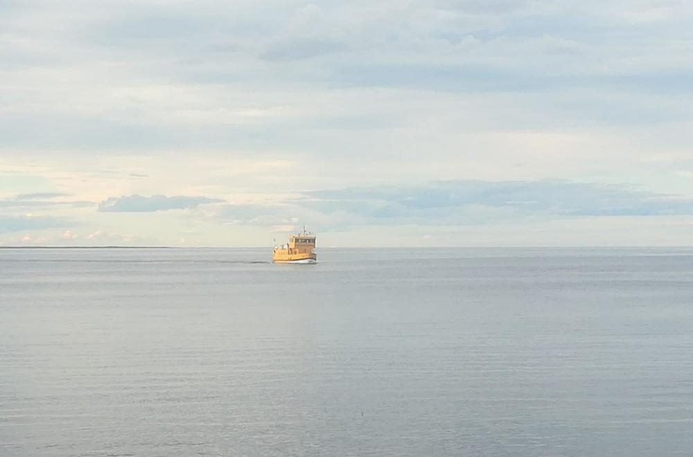 Ferry to the island Holmön