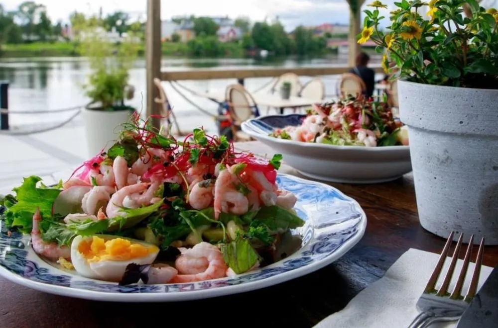 Gotthards by the river